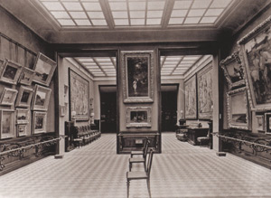 Зал Городской галереи Павла и Сергея Третьяковых, 1898